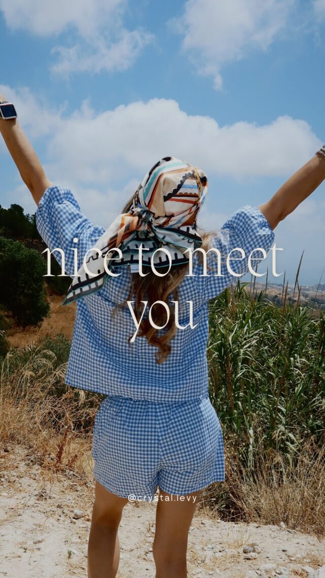 If you’re new here, Hi! 👋🏼 Thanks for following along!

Welcome to my world: part motherhood, part monologue, part movie trailer. Head of Entertainment & Snacks at home.
I wear many hats. (Most of them are metaphorical. Some are silk-lined for hair health.)
Follow for short films, soft chaos, and the occasional wellness tip between ballet drop-offs…. Also, humor, because I like to laugh.

#movielike #motherhoodunfiltered #romanticchaos #maincharacterenergy #femininenergy #cinematicmoments #travelingfamily #narratortrend #narrators #amandawoods